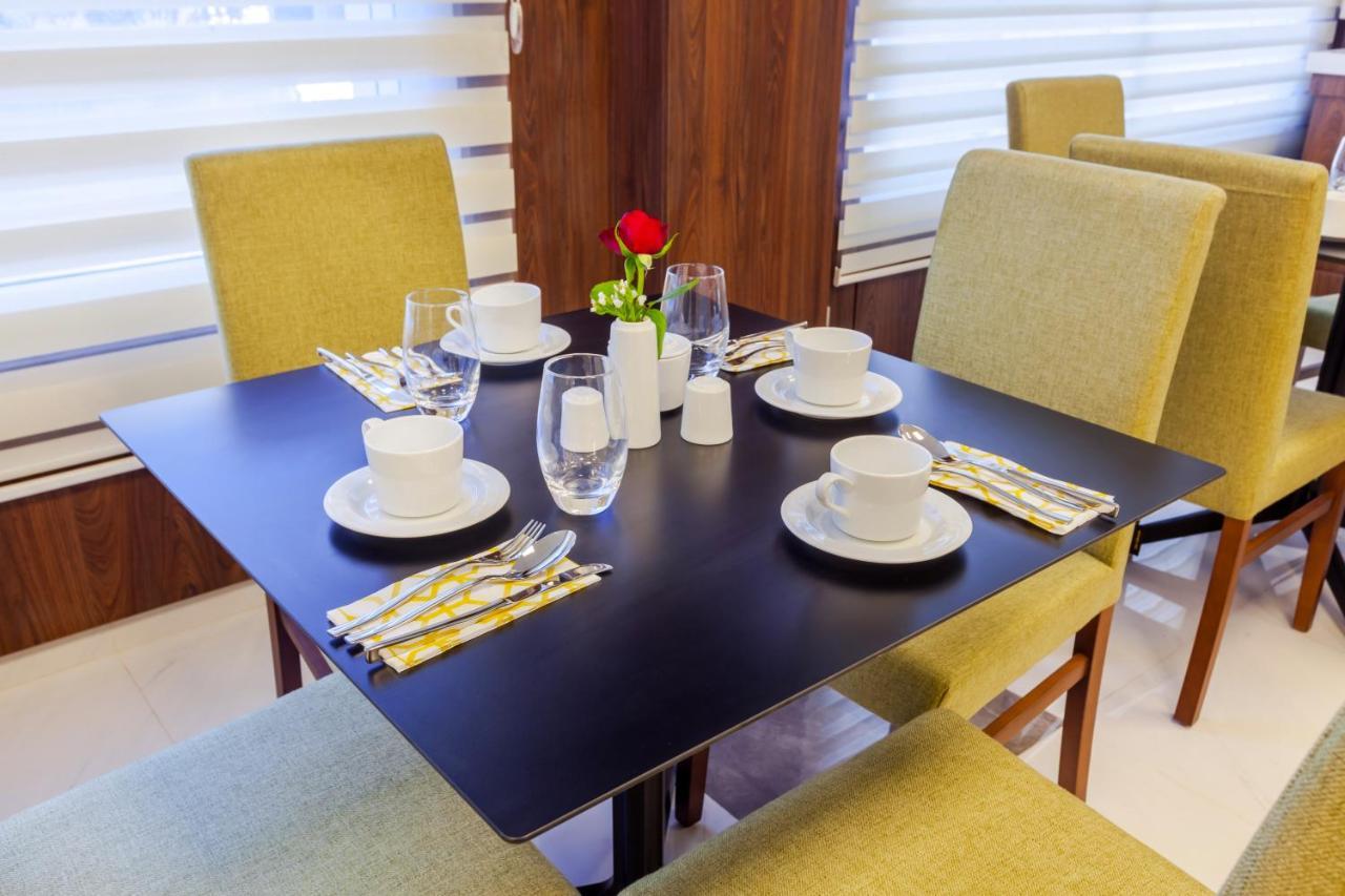 Ibiris Hotel Oran Eksteriør billede